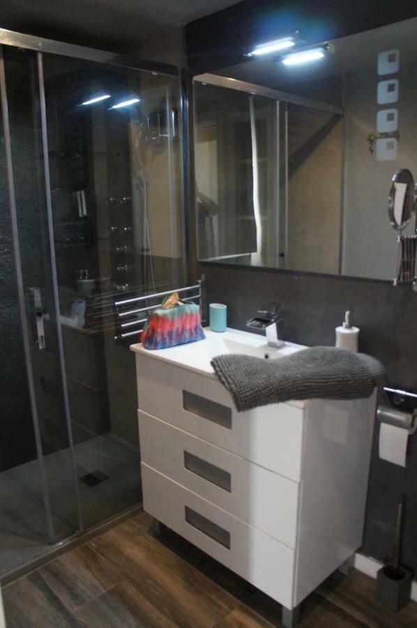 Atico Apartment ซาลอว์ ภายนอก รูปภาพ