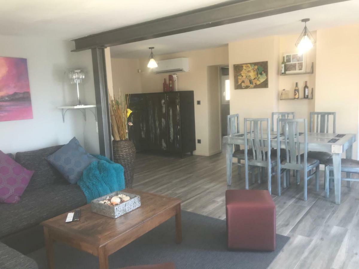 Atico Apartment ซาลอว์ ภายนอก รูปภาพ