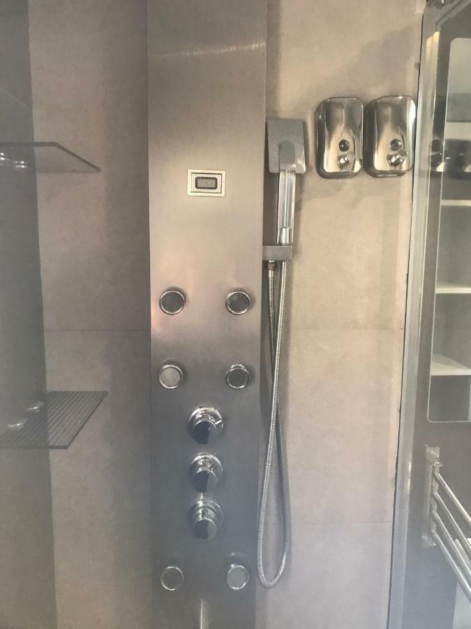 Atico Apartment ซาลอว์ ภายนอก รูปภาพ